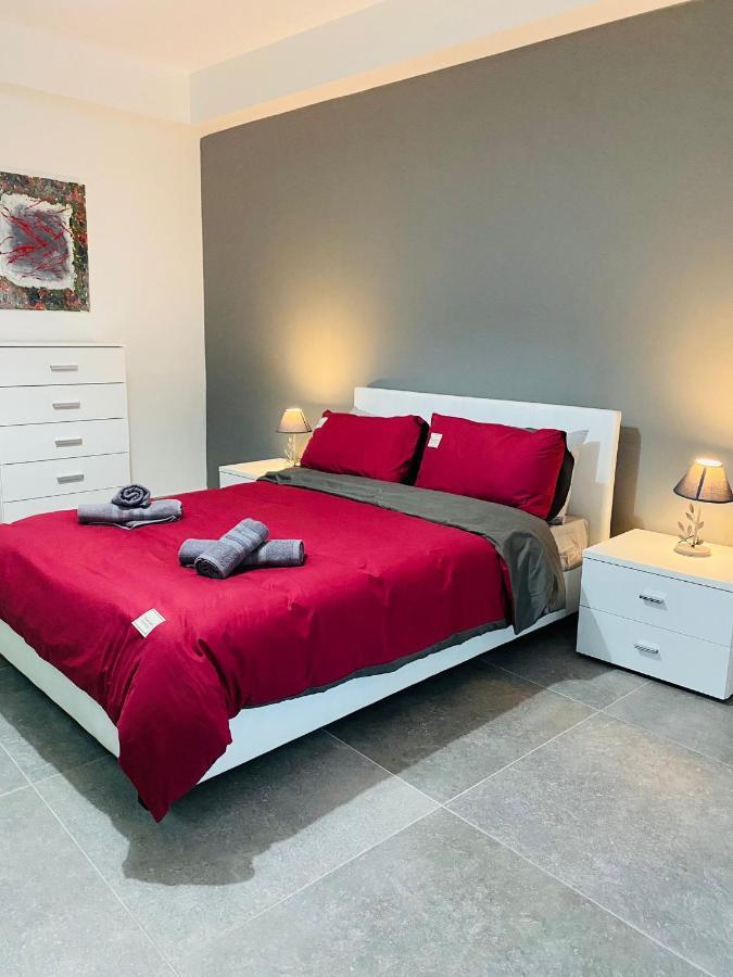 Sliema Seaview Apartment- Valletta Views - Apt 8, 49 Tigne Point Mansions エクステリア 写真