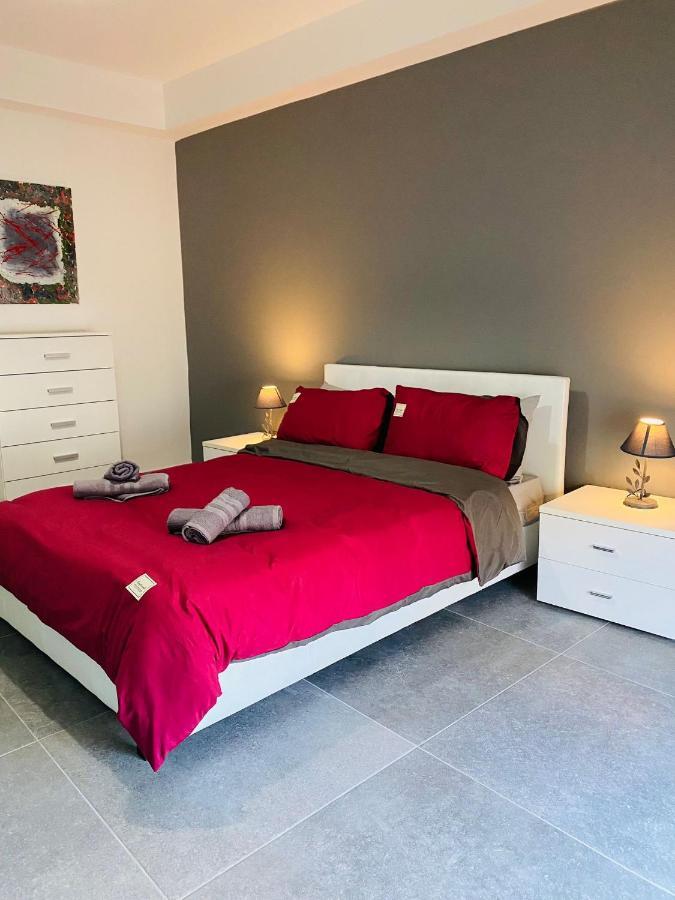 Sliema Seaview Apartment- Valletta Views - Apt 8, 49 Tigne Point Mansions エクステリア 写真